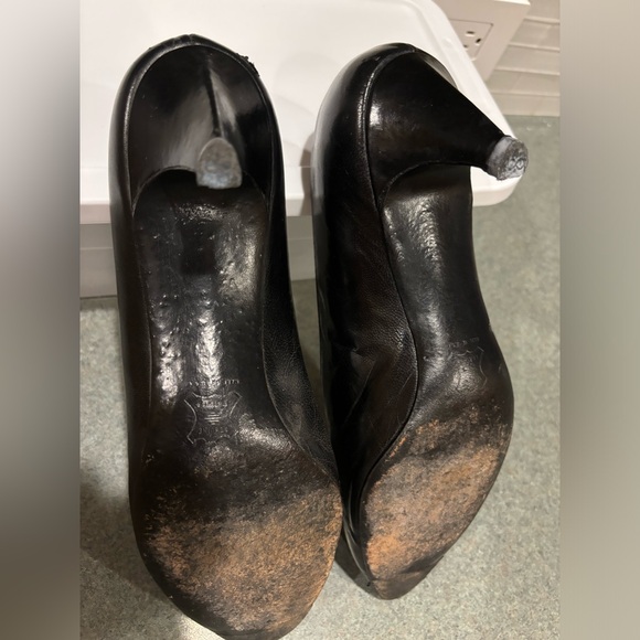 Saks Fifth Avenue all leather black pumps - 10 - Picture 4 of 6